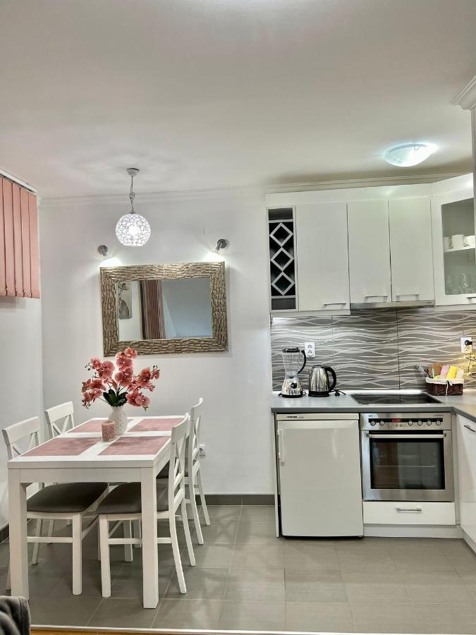 Prestige Apartment 3 ノヴィ・サド エクステリア 写真